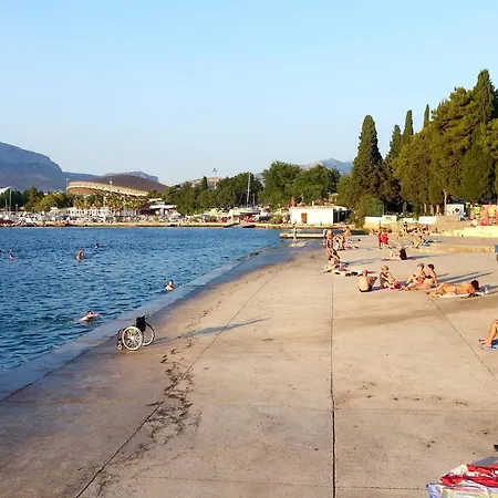 Apartments With Wifi Split - 11654 *