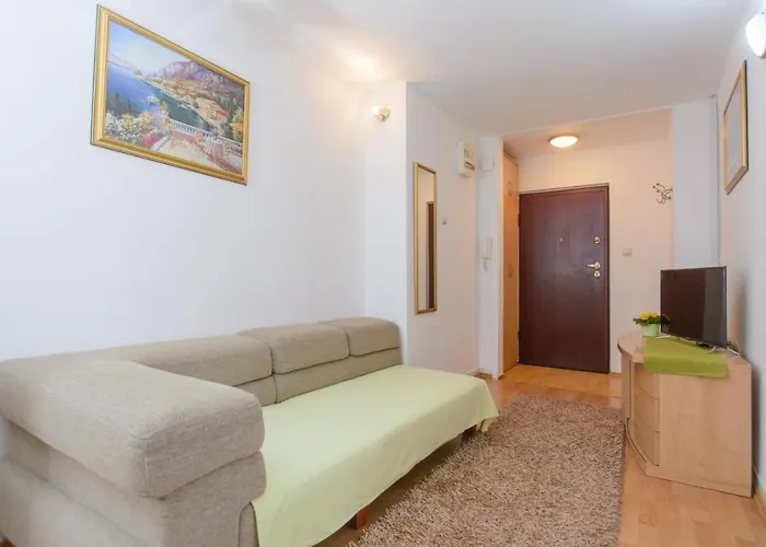 With Wifi - 11654 Апартаменти