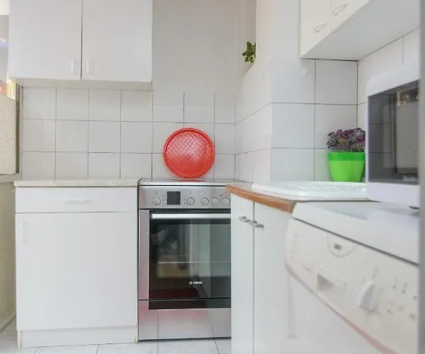 Апартаменти With Wifi - 11654